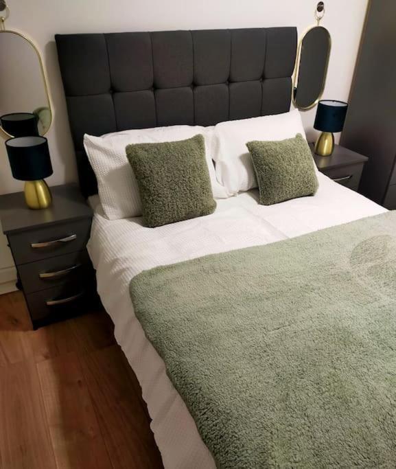 Apartamento Impeccable 2-Bed House Londres Exterior foto